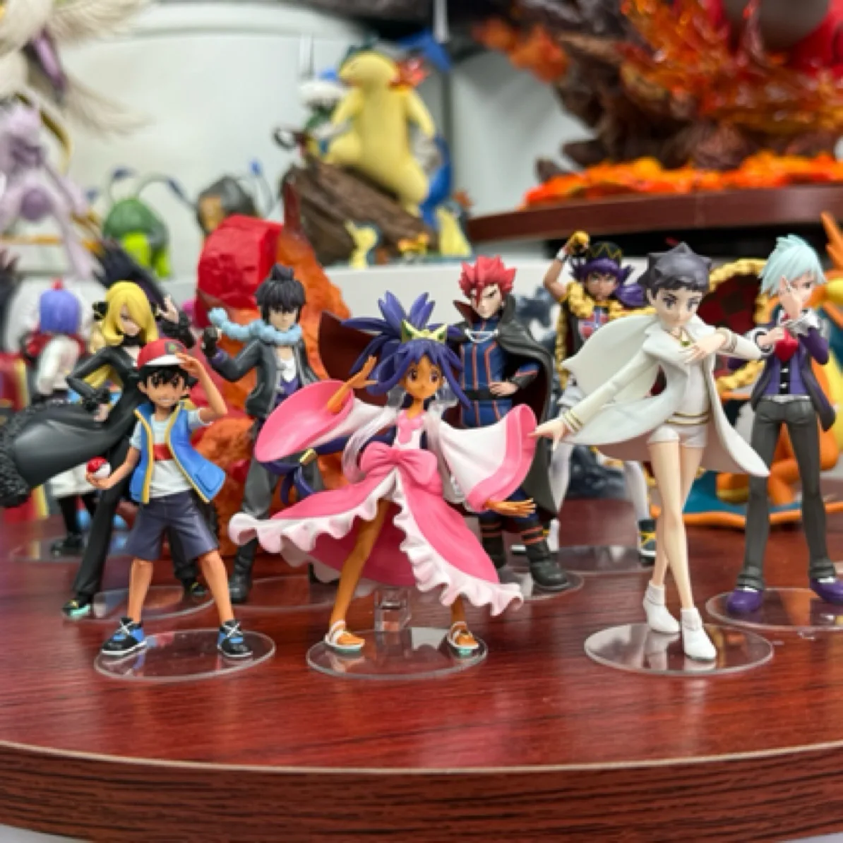 Nuevo 8 Uds Anime PokéMon figura Ash Ketchum figuras de acción Iris estatuilla muñeca de Pvc decoración de escritorio estatua colección modelo juguete regalos