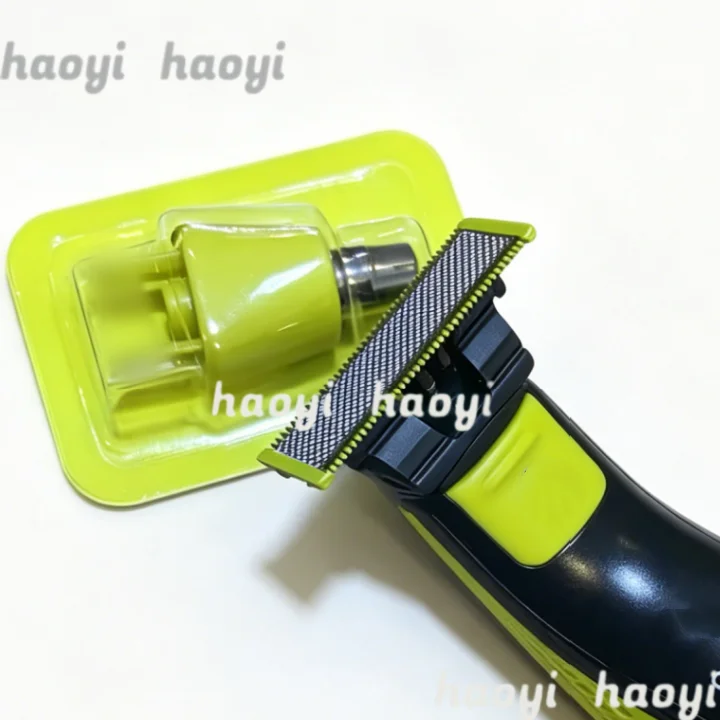 Electric nose hair trimmer can replace the head clean without damage and easy to clean