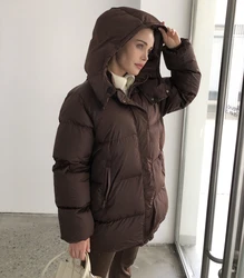 Parka quente e grossa de mulher, Jaqueta marrom e preta, Fashion, Inverno, 2024