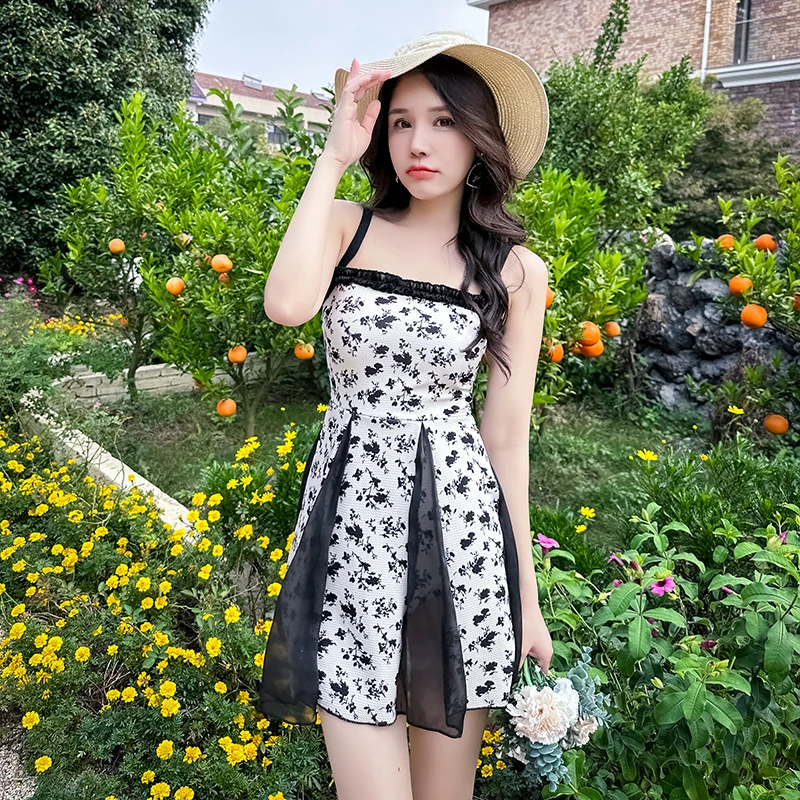 

Wisuwore Sweet Small Fresh One-piece Skirt Black White Sling Printing Lace Backless Waist Closing Thin Hot Spring 2023Swimsuit