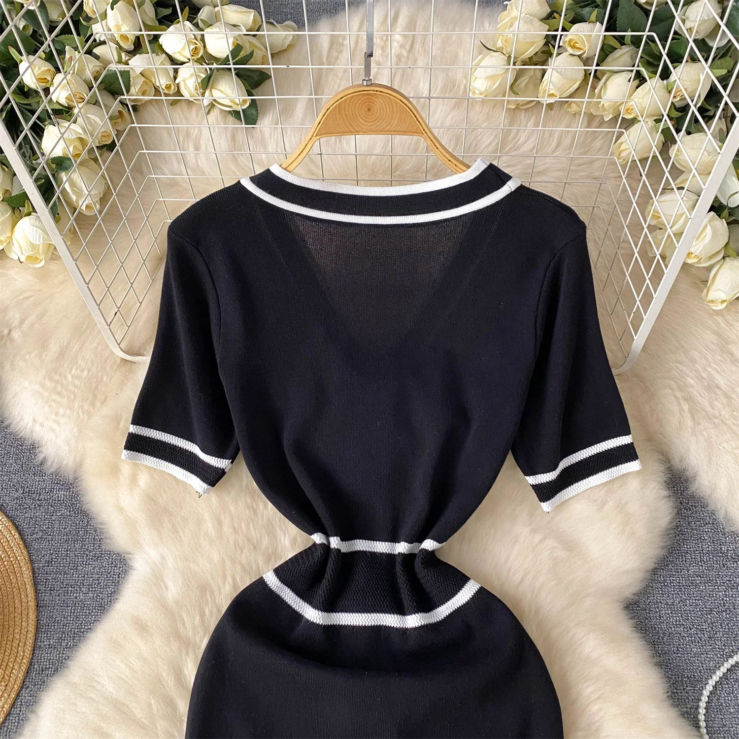 Robe mi-longue à manches courtes pour femmes, robe de bureau élégante, pull avec des hanches rondes, batterie, chic, éducatif, dame, printemps, 2024