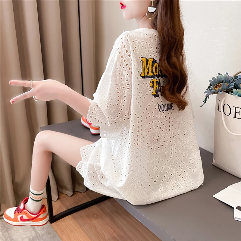 Fashion T-shirt Women 2024 Summer Large Size Loose Short Sleeve Tshirt Printed Lace Stitching Hollow T Shirt Womens Casual Tops