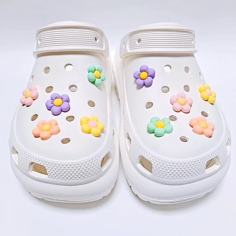 

New 10pcs 5 petal flower Hole Shoe Charms Designer DIY Shiny Bling Shoes Decaration Kids Boys Women Girls Gifts