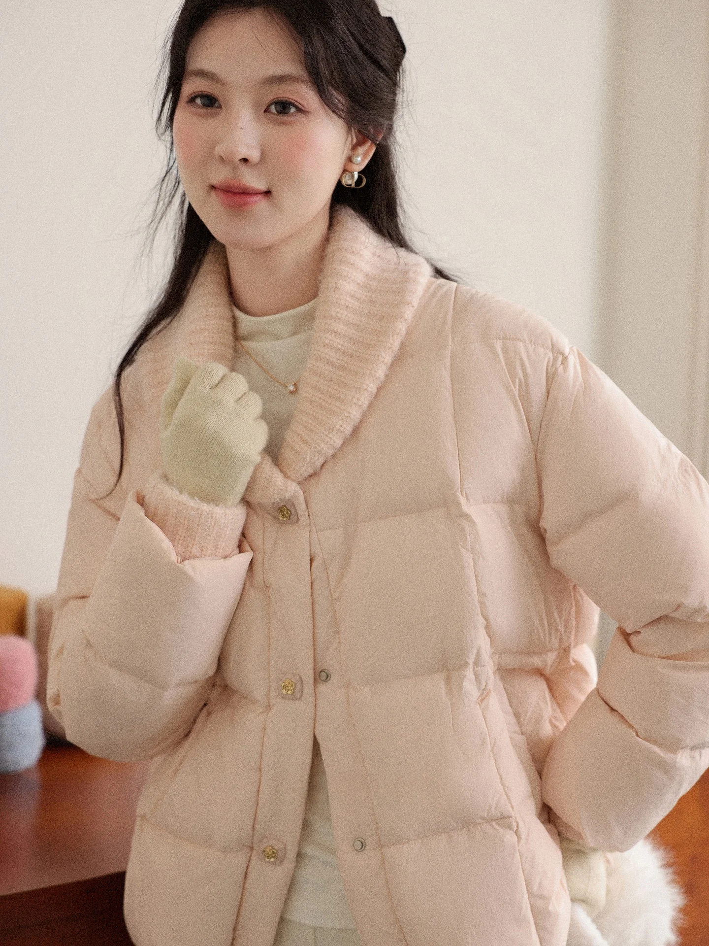 

Свободный крой, короткий пуховик с вязаным воротником, женская осенне-зимняя теплая верхняя одежда, розовое повседневное пальто из пуха