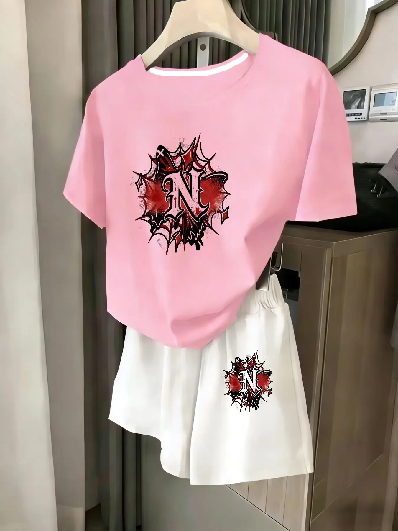 

Ladies 2-Piece Set Summer Beach Vacation Casual round Neck Short Sleeve Random Print T-Shirt Elastic Waist Shorts Suit Comfortab