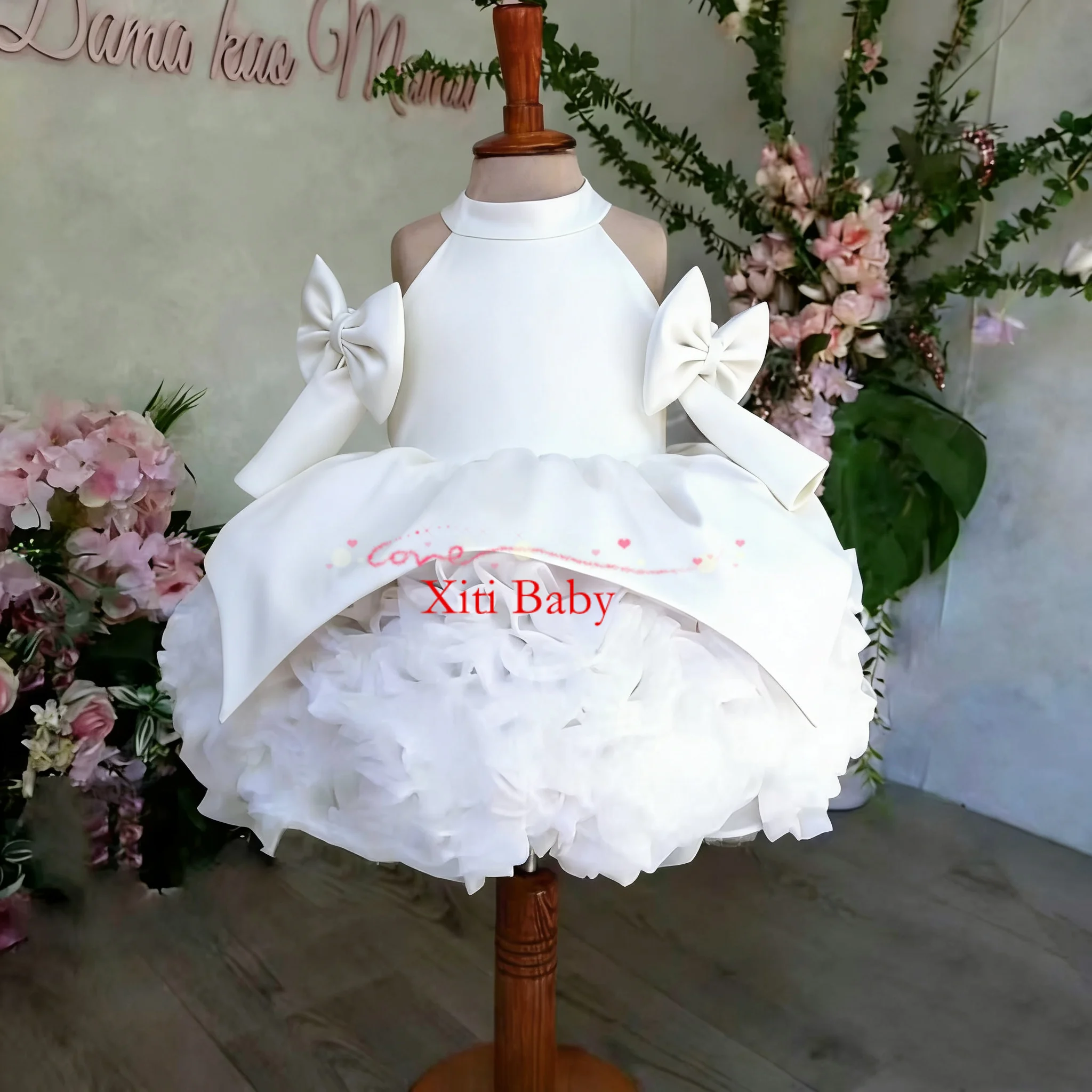 

Белое платье для маленьких девочек с бантом Пышные платья для девочек Платье для причастия с высоким воротником и бантом длиной до колена Платья для девочек-цветочниц Детские платья