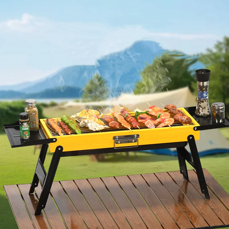 Gelber tragbarer faltbarer Grill, Outdoor- und Heimgebrauch, ideal für Camping, einfach zu bedienender Spießofen