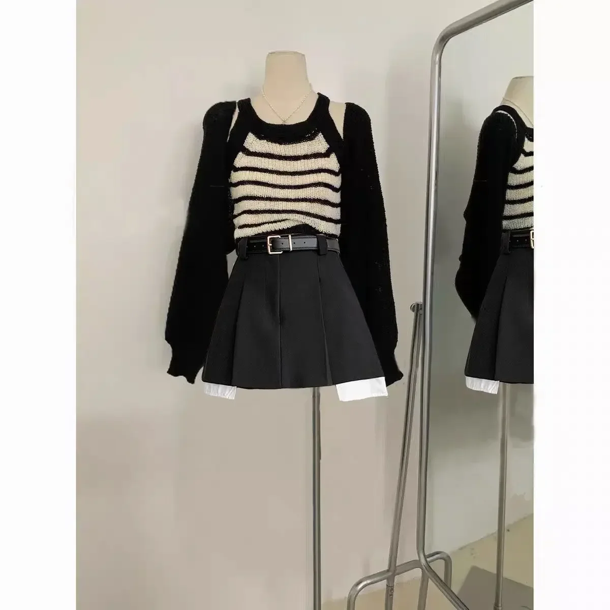 

2024 Autumn Women Three Piece Sets Korean Chic Long Sleeve Knitted Cardigan + Striped Camisole + High Waist A Line Pleated Skirt