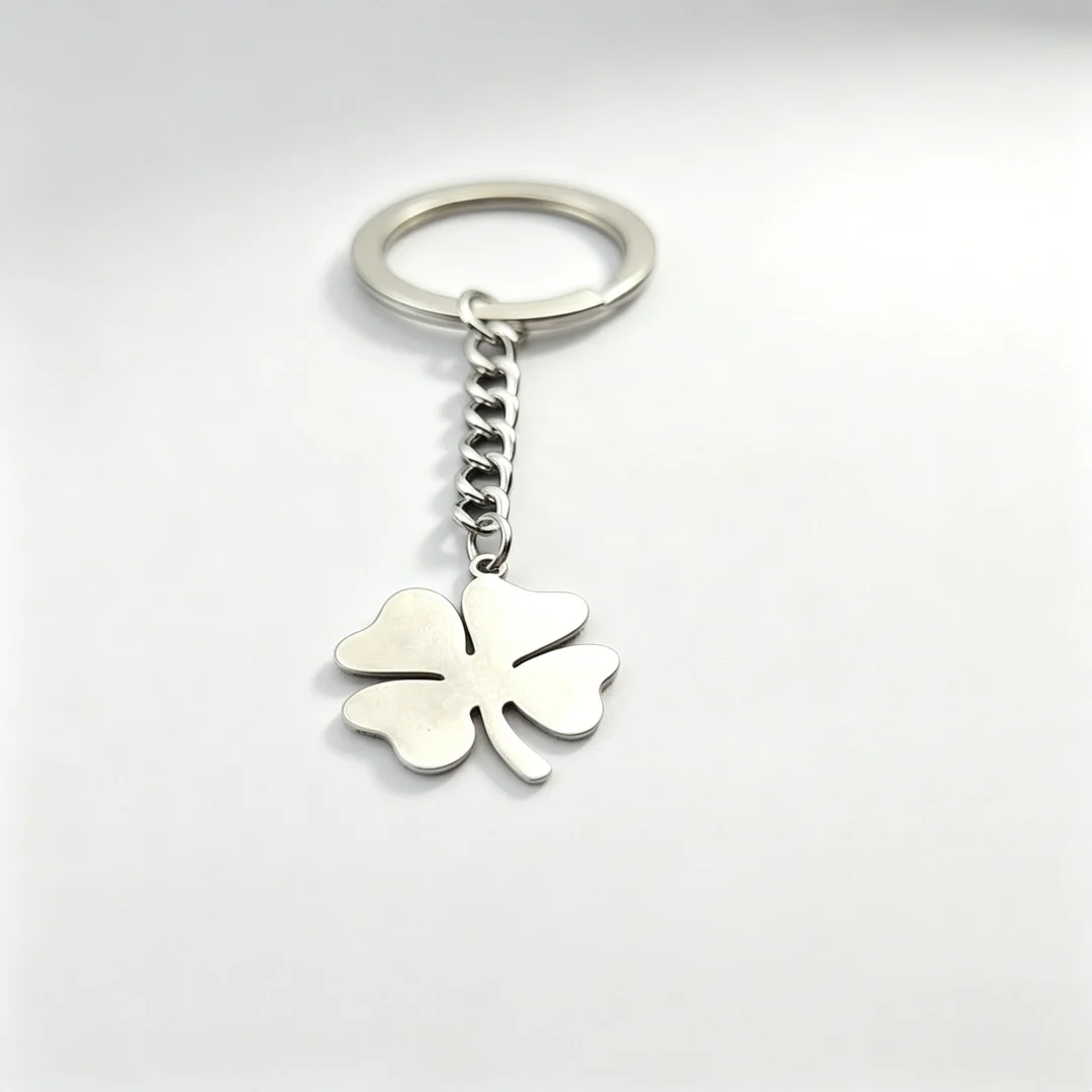 Edelstahl-Schlüsselanhänger Klassisches Kleeblatt Silberfarben Modischer Schlüsselanhänger für Autoschlüssel Anhänger für Damen Herren Schmuck Freunde Geschenke – Detail 3