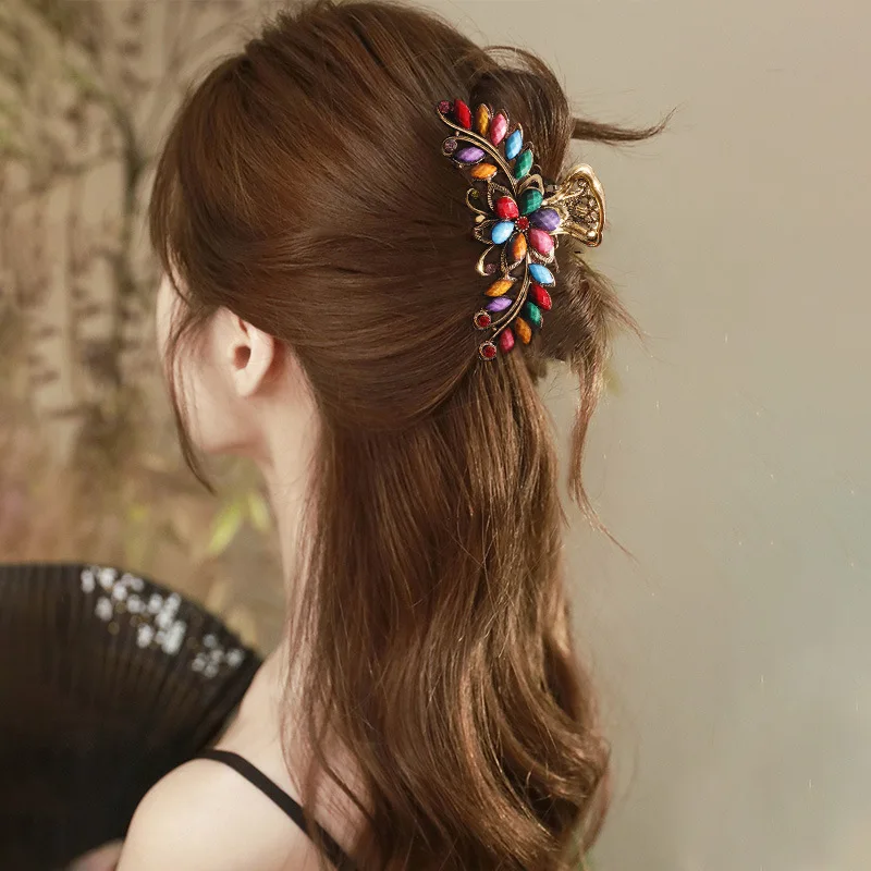 1PC Vintage Bohemian style hair clip with colorful gemstones - alloy heart-shaped design adds charm, women's hair accessories
