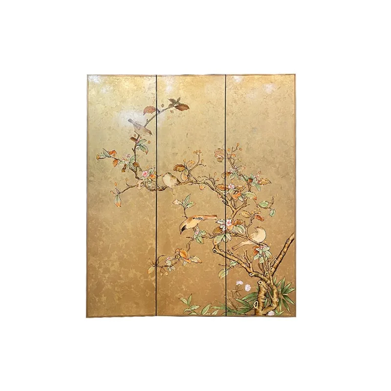 Pantalla plegable móvil para sala de estar, estilo japonés personalizado, simple, pintada a mano, con motivos de flores y pájaros, con láminas de oro antiguo.