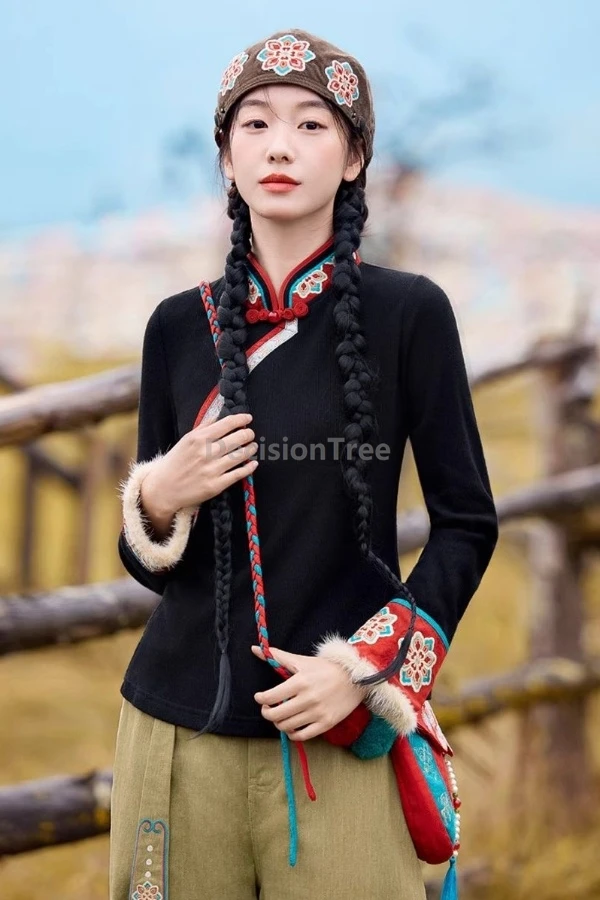 

2025 ethnic style vintage literature art qipao top daily versatile fashionable women's blouse warm chinese patchwork color top