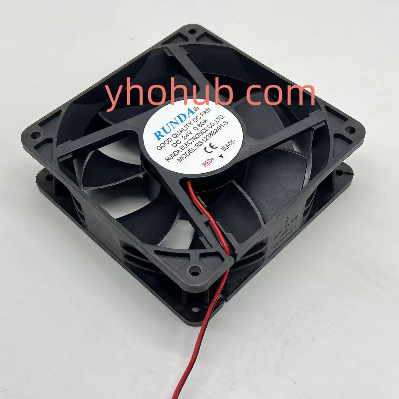 

RUNDA RS1238B24H-S DC 24V 0.80A 120x120x38mm 2-Wire Server Cooling Fan