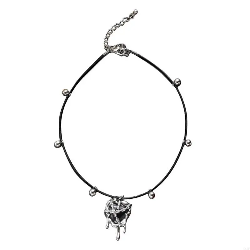 Durable Lock Collar Necklace with Intriguing Heart Pendant Jewelry Smooth and Comfortable Neck Chains Charm