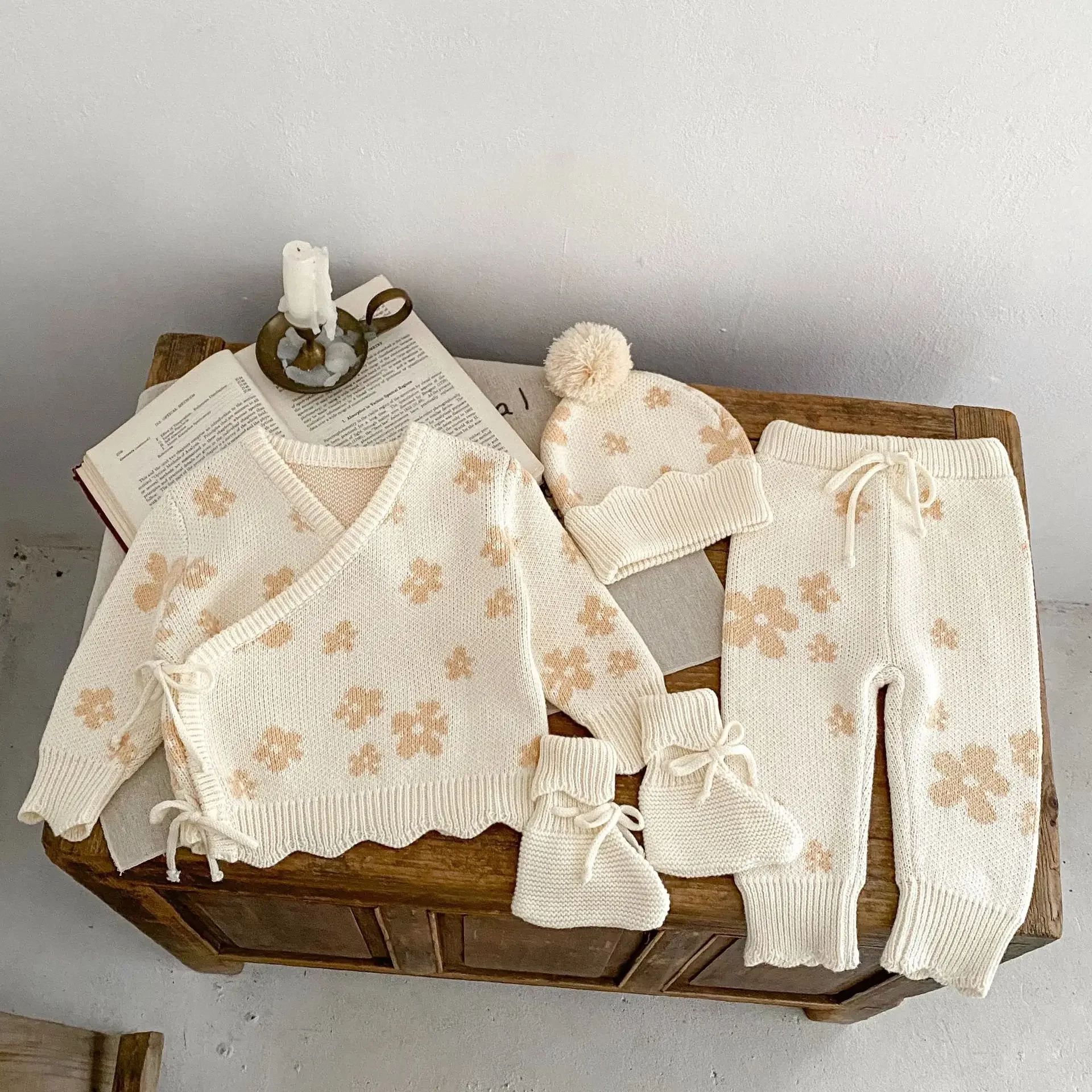 Baby Clothes Set 2023 Autumn Baby Jacquard Monk Coat + Knitted Pants + Hat + Socks 4 Sets Baby Boy Clothes Baby Girl Clothes