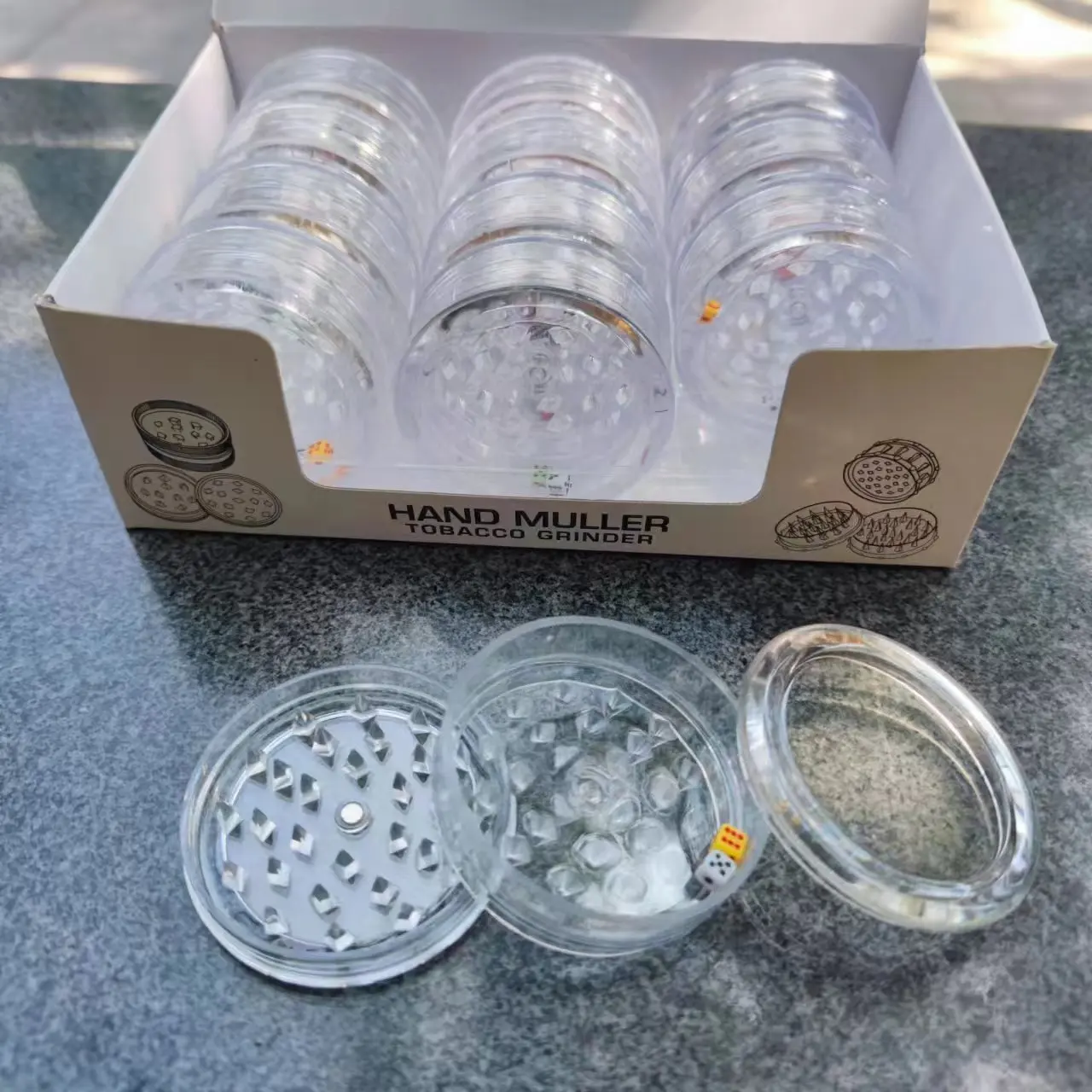 1pcs 3-layer plastic tobacco shredder with mini dice 60mm tobacco shredder