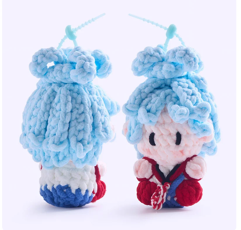 Celebrity merchandise: Handmade crocheted dolls, concert support materials, and keychains.