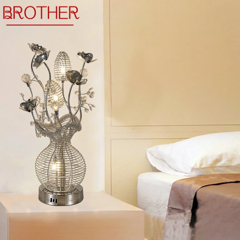 

BROTHER Nordic Modern Table Lamp Fashionable Art Iiving Room Bedroom LED Originality Aluminum Wire Desk Light