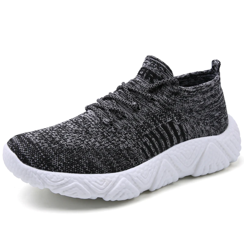 New men's large size breathable mesh surface casual shoes soft sole comfortable anti-slip wear high quality sports shoes