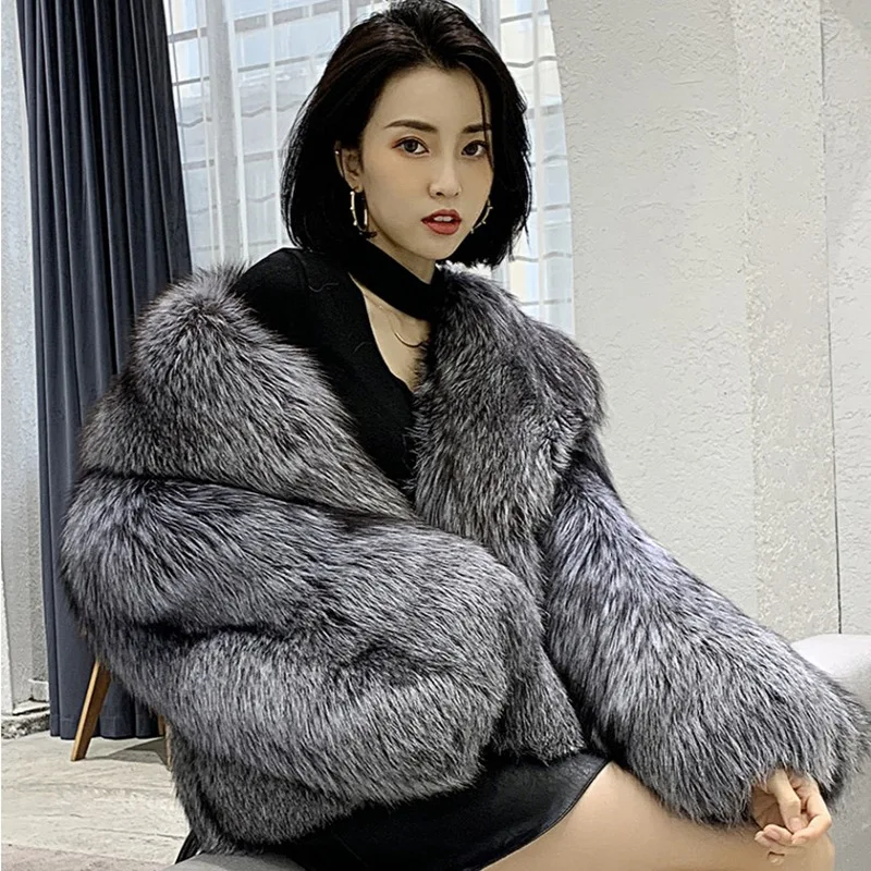 2022 Autumn and Winter New Imitation Fox Fur Coat Women\'s Short Fashion Ladies Young Silver Fox Fur Coat