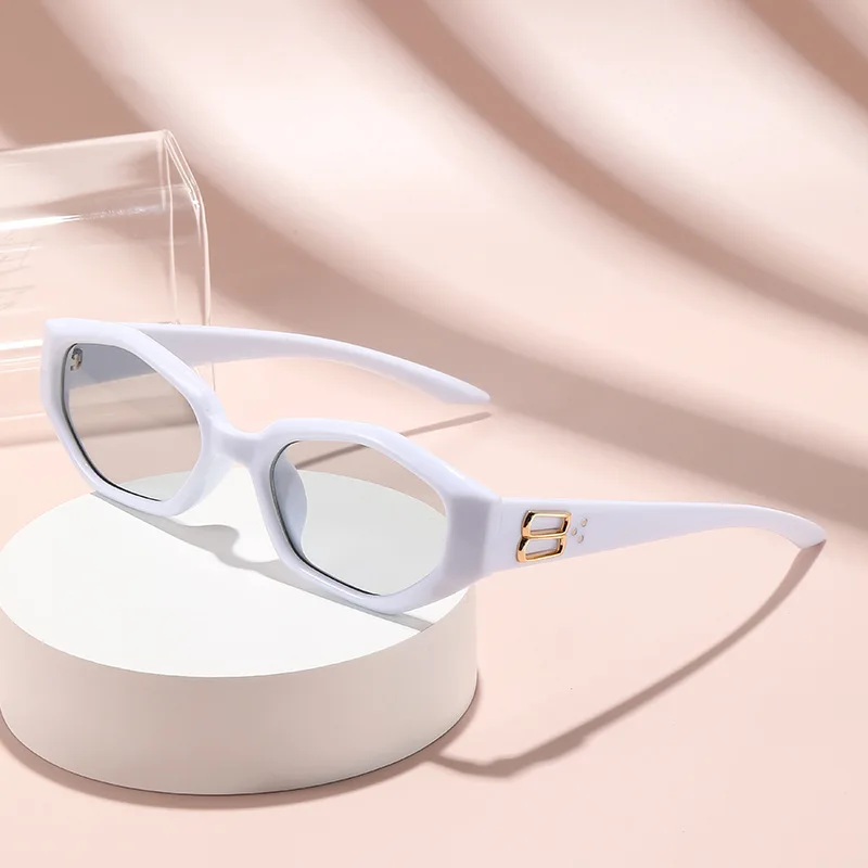 نظارات شمسية متعددة الأضلاع ريترو عصرية بإطار مربع صغير وجه مستدير نظارات شمسية نحيفة مخصصة للشارع 6102