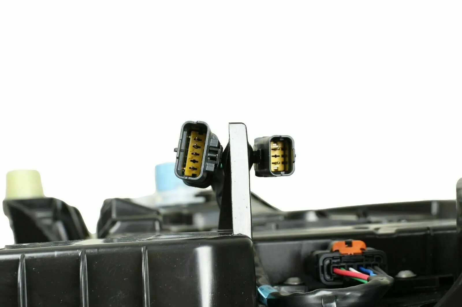 TLF العلامة التجارية الجديدة لخزان مضافة وقود المحرك لاستبدال 308 C4 HDi 1682615580 9818559380