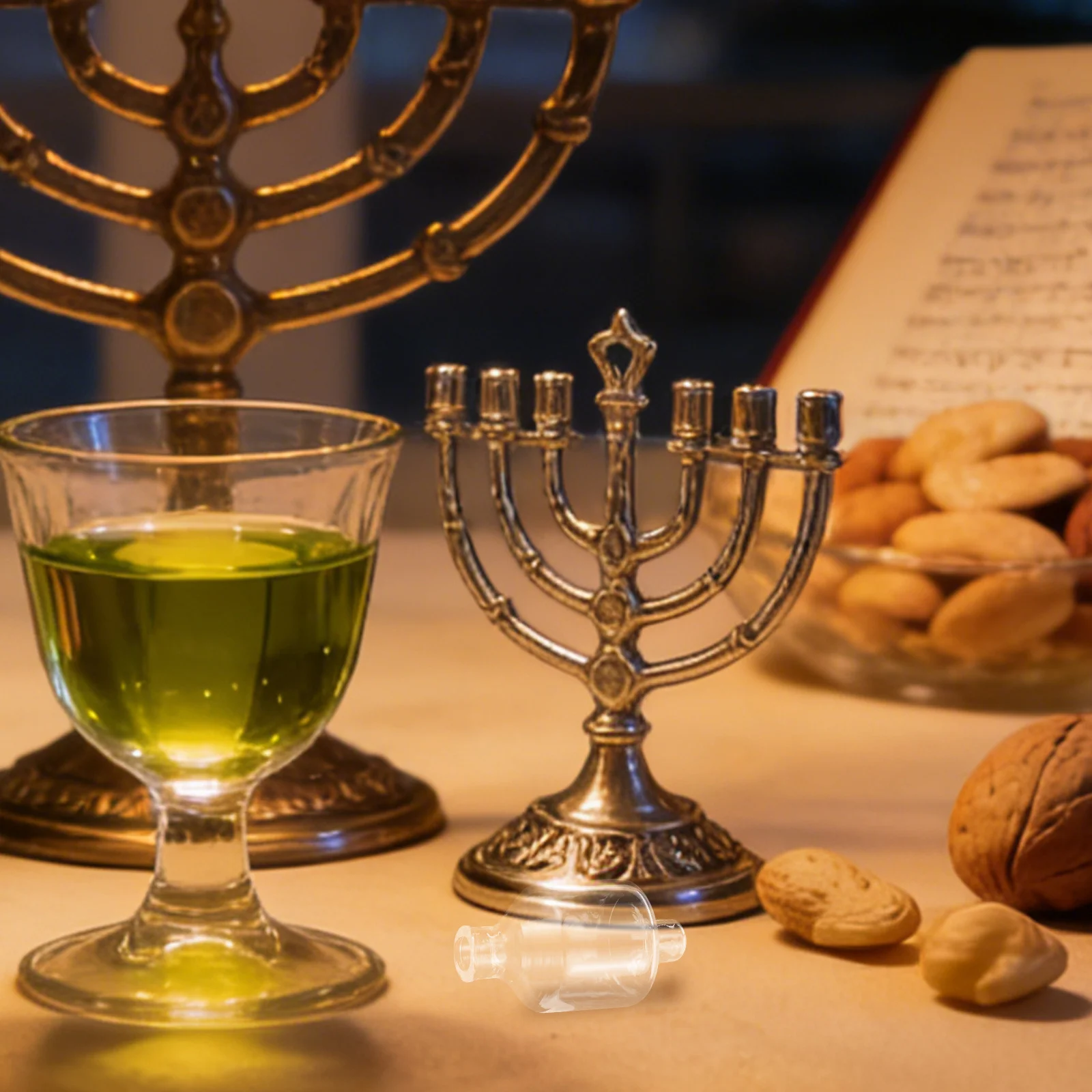 

24Pcs Hanukkah Menorah Holders Glass Clear 1.97x1 Inch Refillable Oil Lamp for Tabletop Decor Candlestick Restaurant Wedding