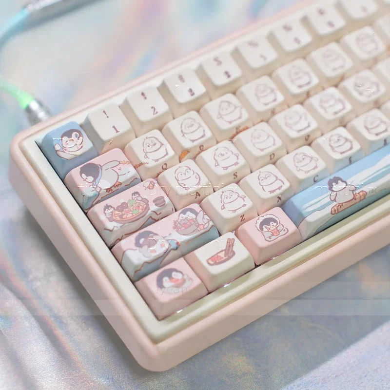 

Cute Penguin Theme Keycaps Set MDA Profile Keycap Pink Beige Gaming Mechanical Key Caps Cool PBT Thermal Sublimation Key cap