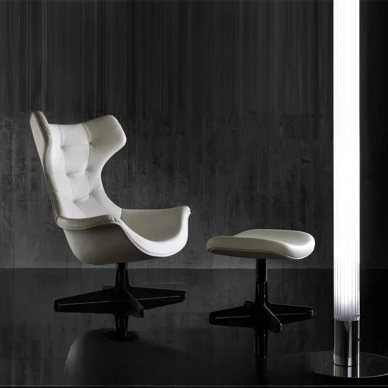 

Ergonomic Leather Recliner: A Comfortable Single Sofa Chair with Integrated Footrest and Supportive Backrest for Modern Living R