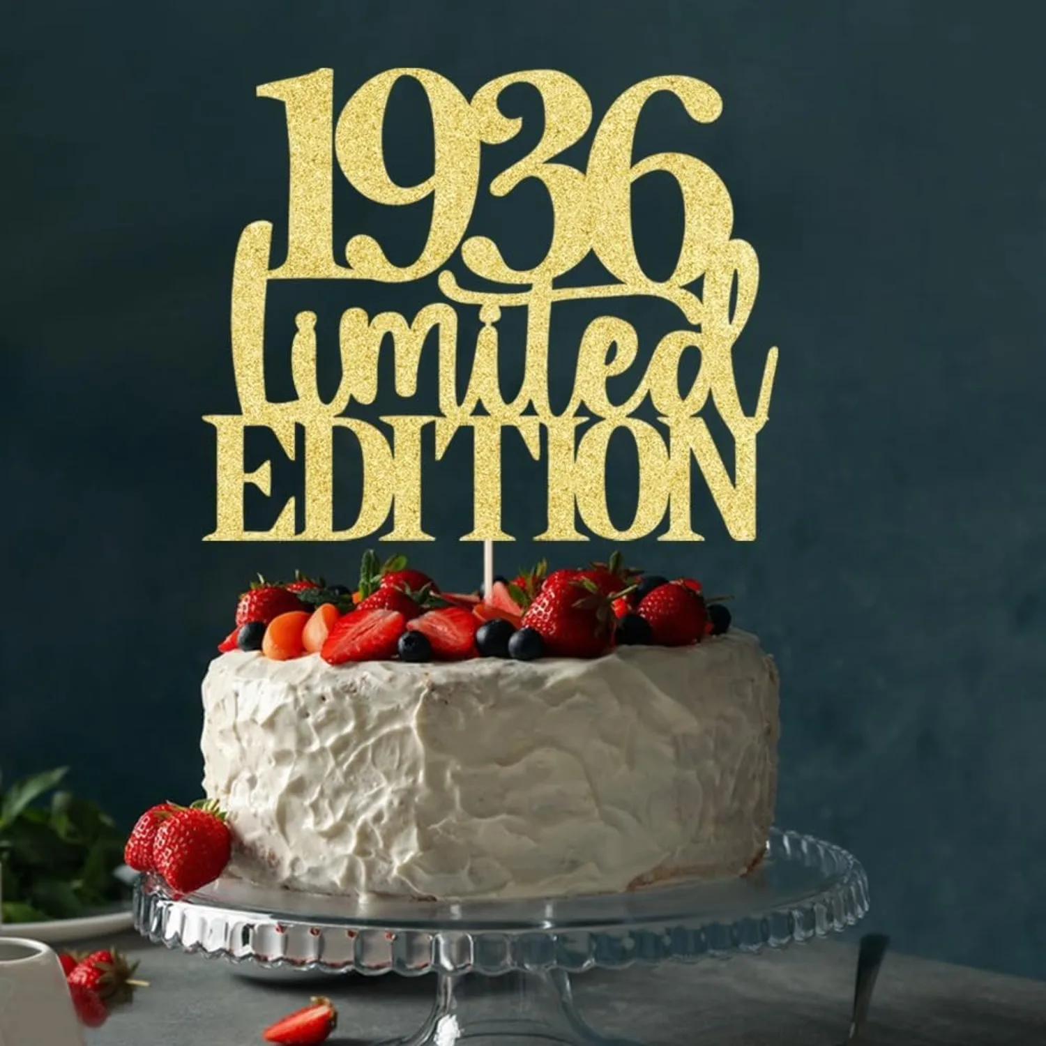 1 Stück Limited Edition 1963-Kuchenaufsatz, goldenes Glitzerdekor zum 90. Geburtstag, Prost auf 90 Jahre, handgefertigtes Geschenk für Männer und Frauen – Detail 2
