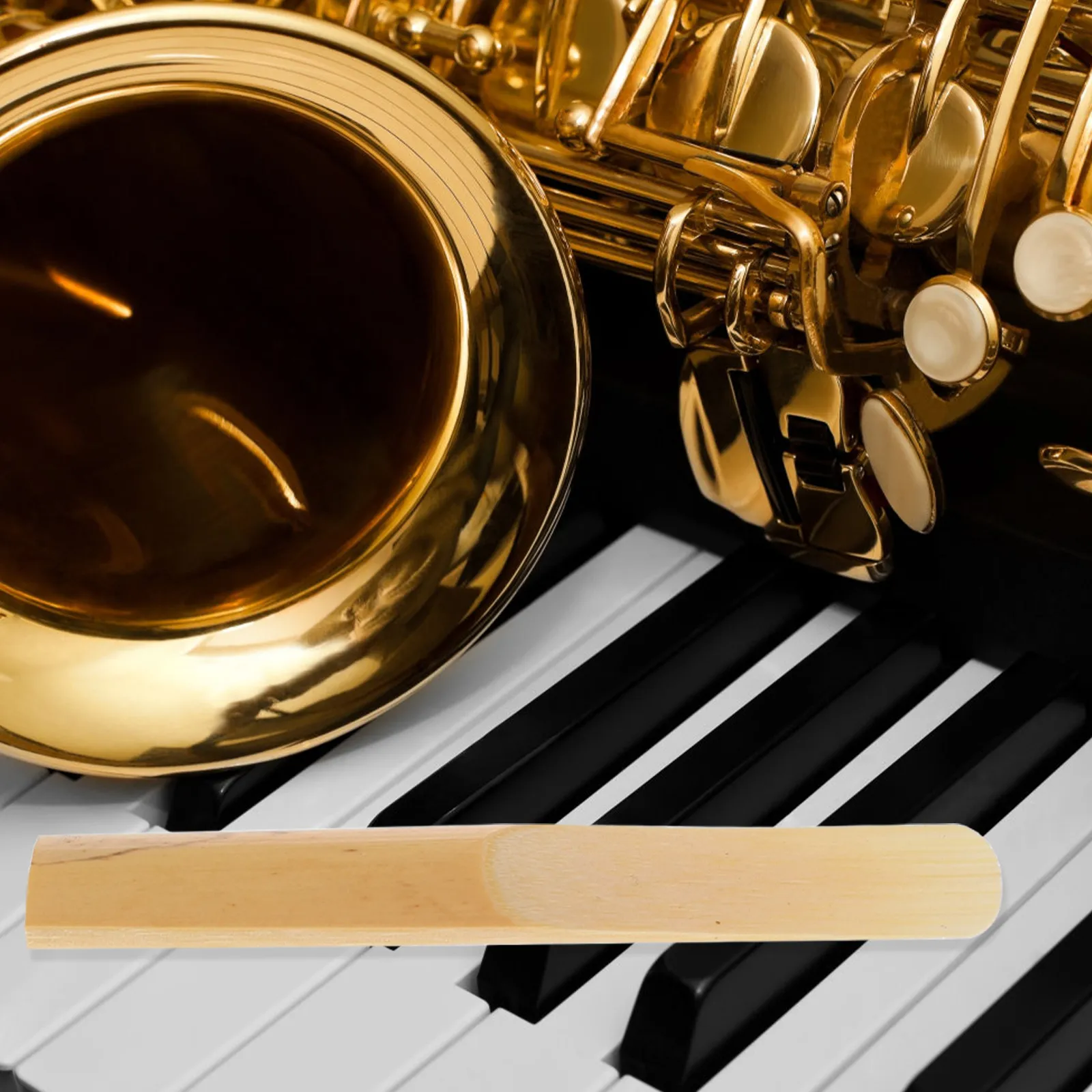 10Pcs High Quality Handcrafted Clarinet Reeds Natural Cane Material Smooth Burr-Free Tip Ideal for Beginners and Pros Clarinet