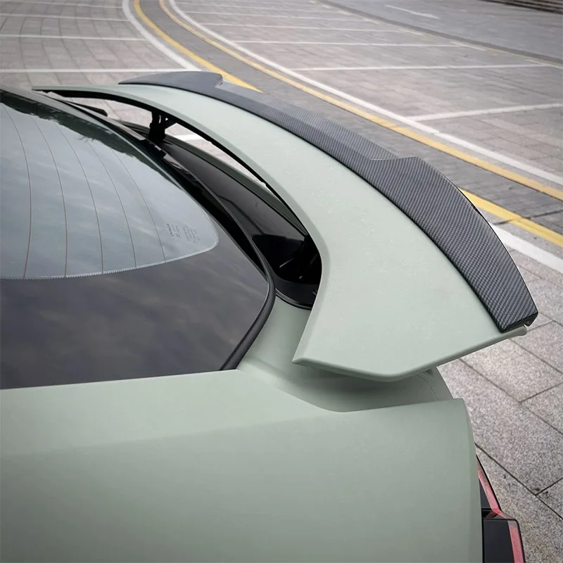 Materiale decorativo dell'abs dello spoiler posteriore dell'automobile con il modello nero lucido della fibra di carbonio per Changan UNI-V 2022 2023 2024