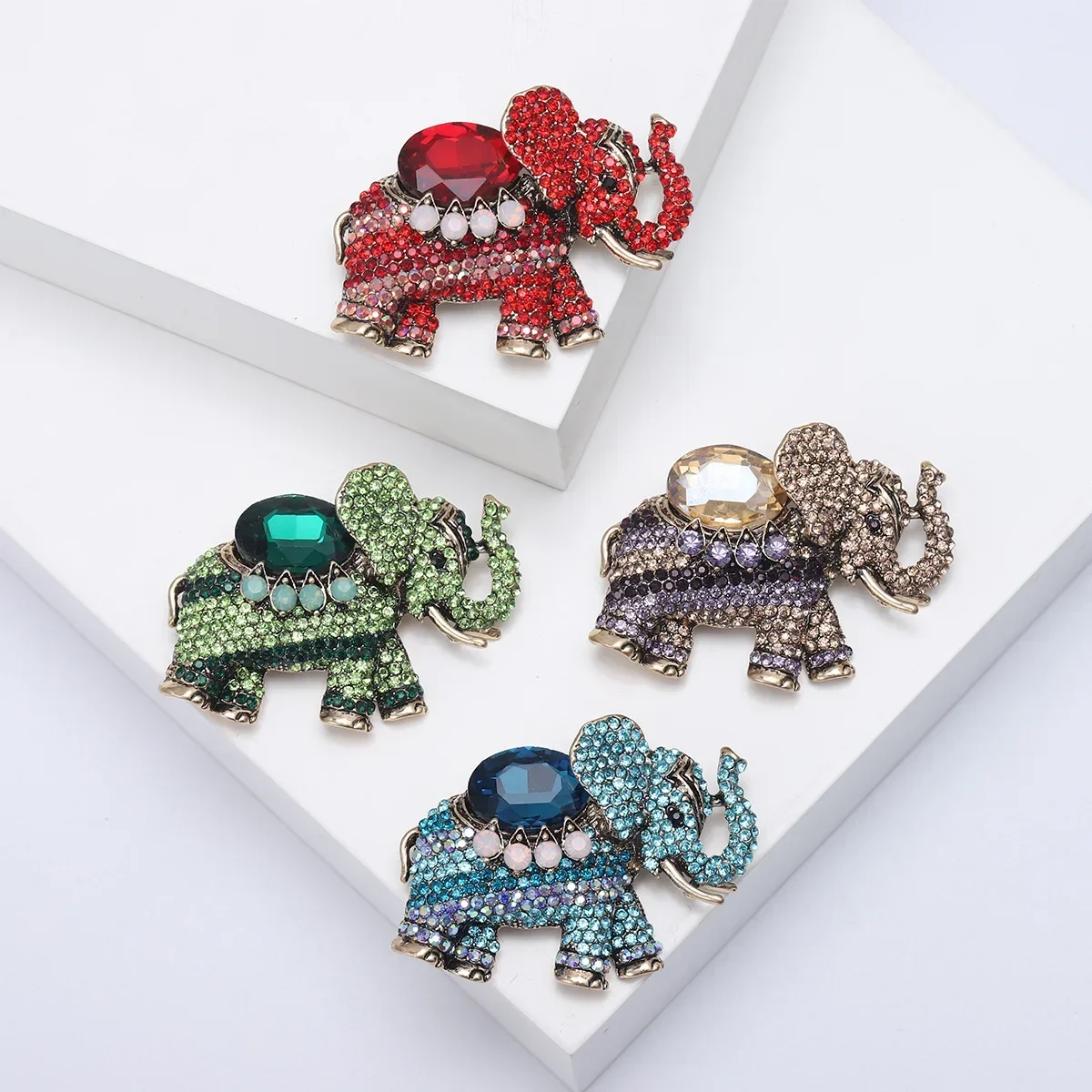 4-Color Elephant Women Brooches Rhinestone Animal Badge Luxury Jewelry Accessories For Party Office Clothing