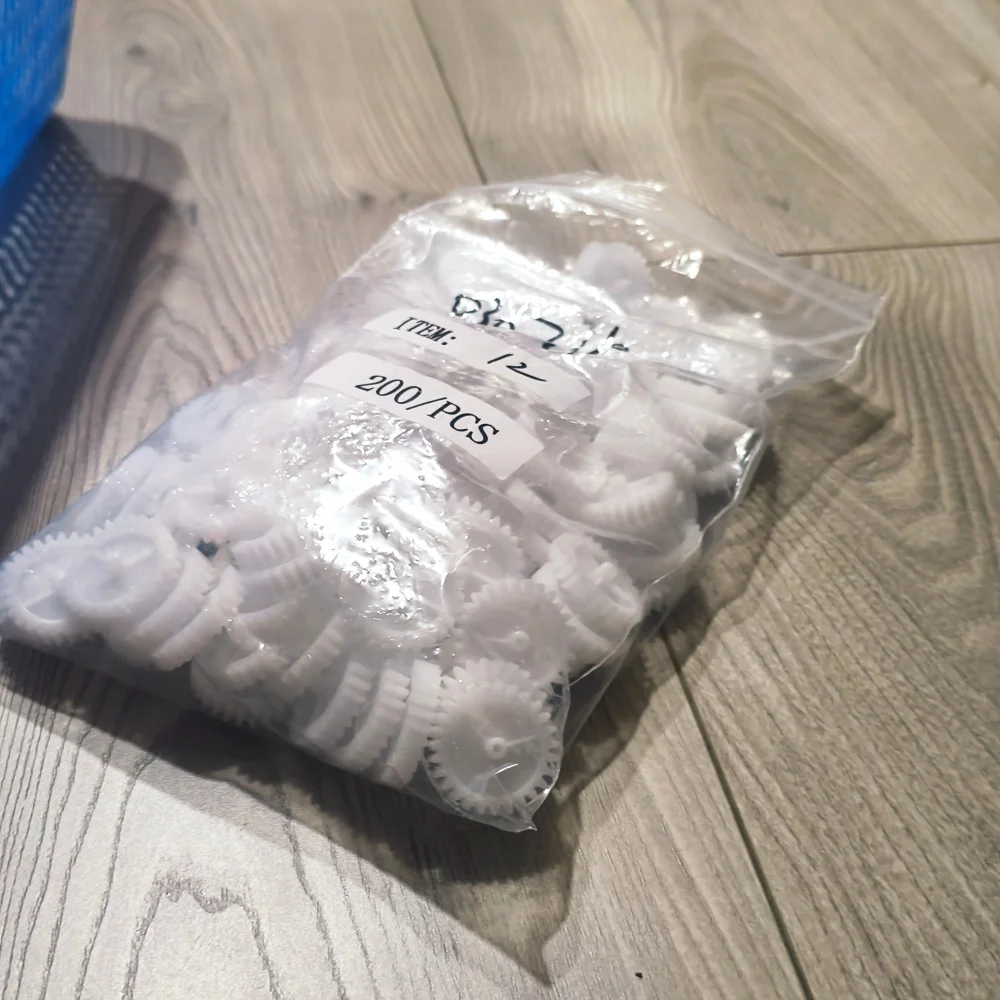 

100 шт. RU5-0307-000 RU5-0307 RU5-0307-000CN Приводная шестерня 27T для HP 1160 1320 3390 3392 M2727 P2014 P2015 P2030 P2035 P2050 P2055