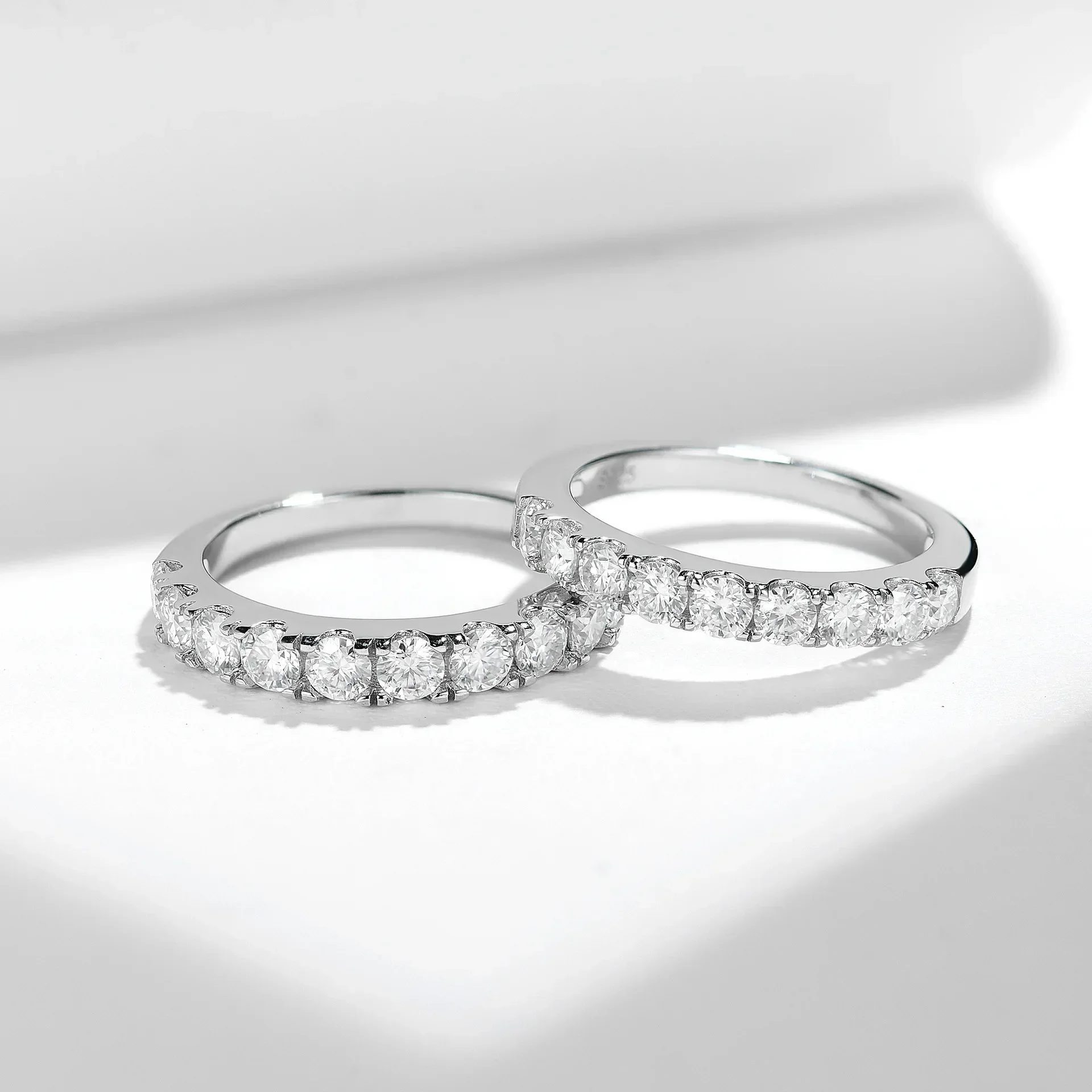 

LinkerLove Half Eternity обручальное кольцо с муассанитом из стерлингового серебра 925 пробы с бриллиантом обещание кольцо для женщин 18 К позолоченные ювелирные изделия