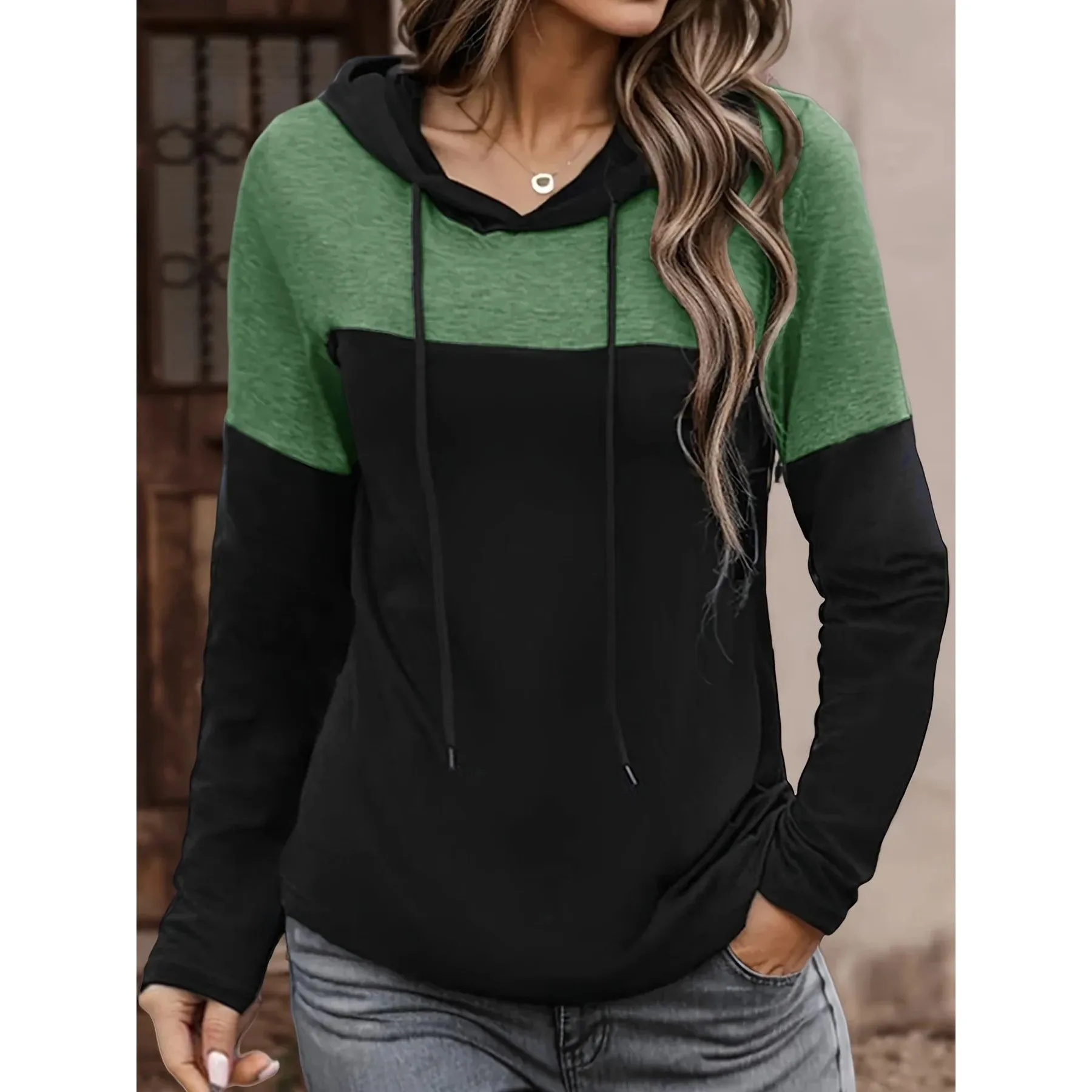 هوديز نسائية مطبوعة بتصميم مرقع، سترات طويلة غير رسمية لموسم ربيع 2025، مواد أخرى 00%، ملابس نسائية عصرية