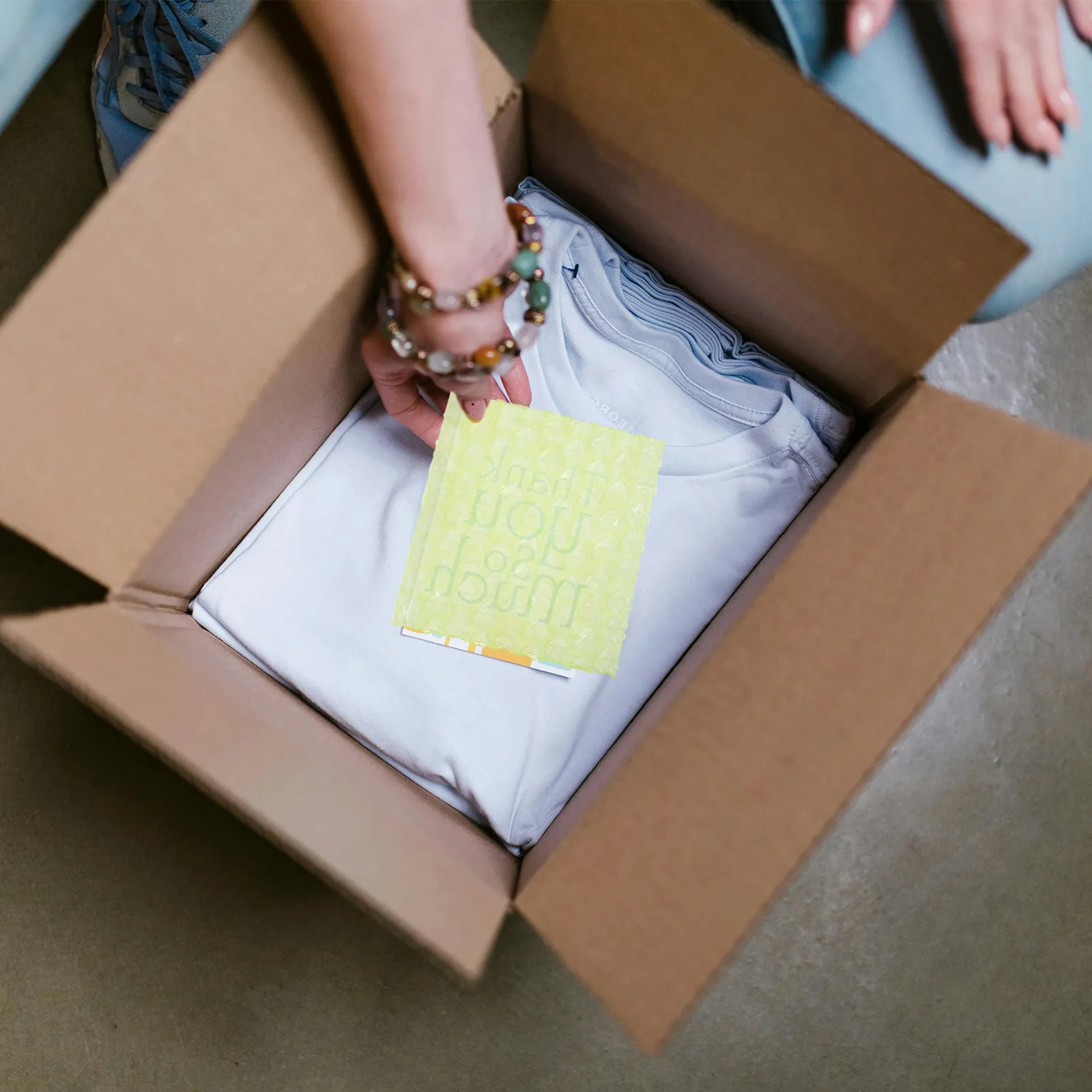 

100Pcs Heart Design Thick Bubble Envelope Stackable Flexible Protective Packaging Bag for Fragile Goods Courier Delivery Mailing