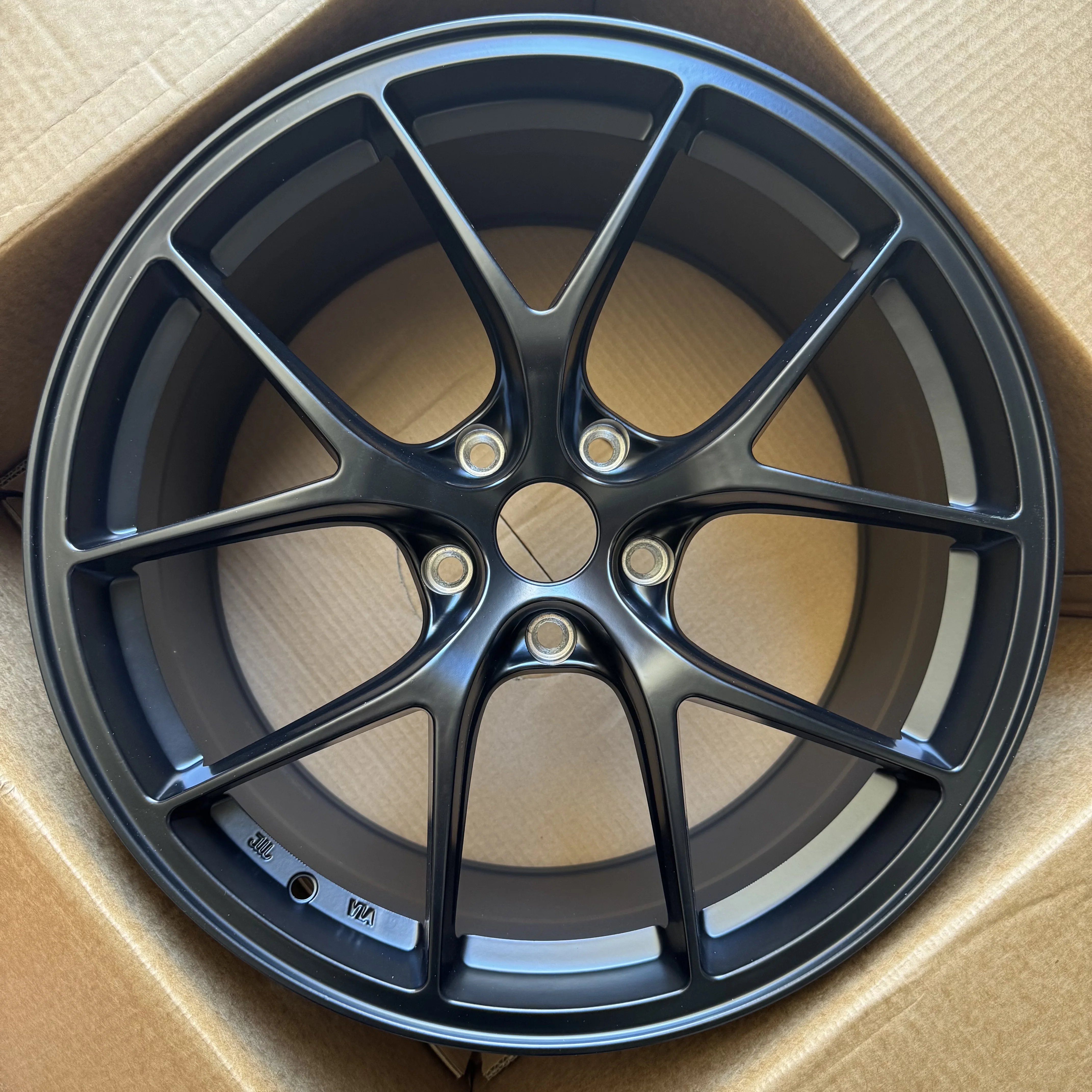 17/18/19 Inch Multi PCD Flow Form Aluminum Alloy Passenger Car Wheels 5x108 5x112 5x114.3 5x120 Universal Modified Rims
