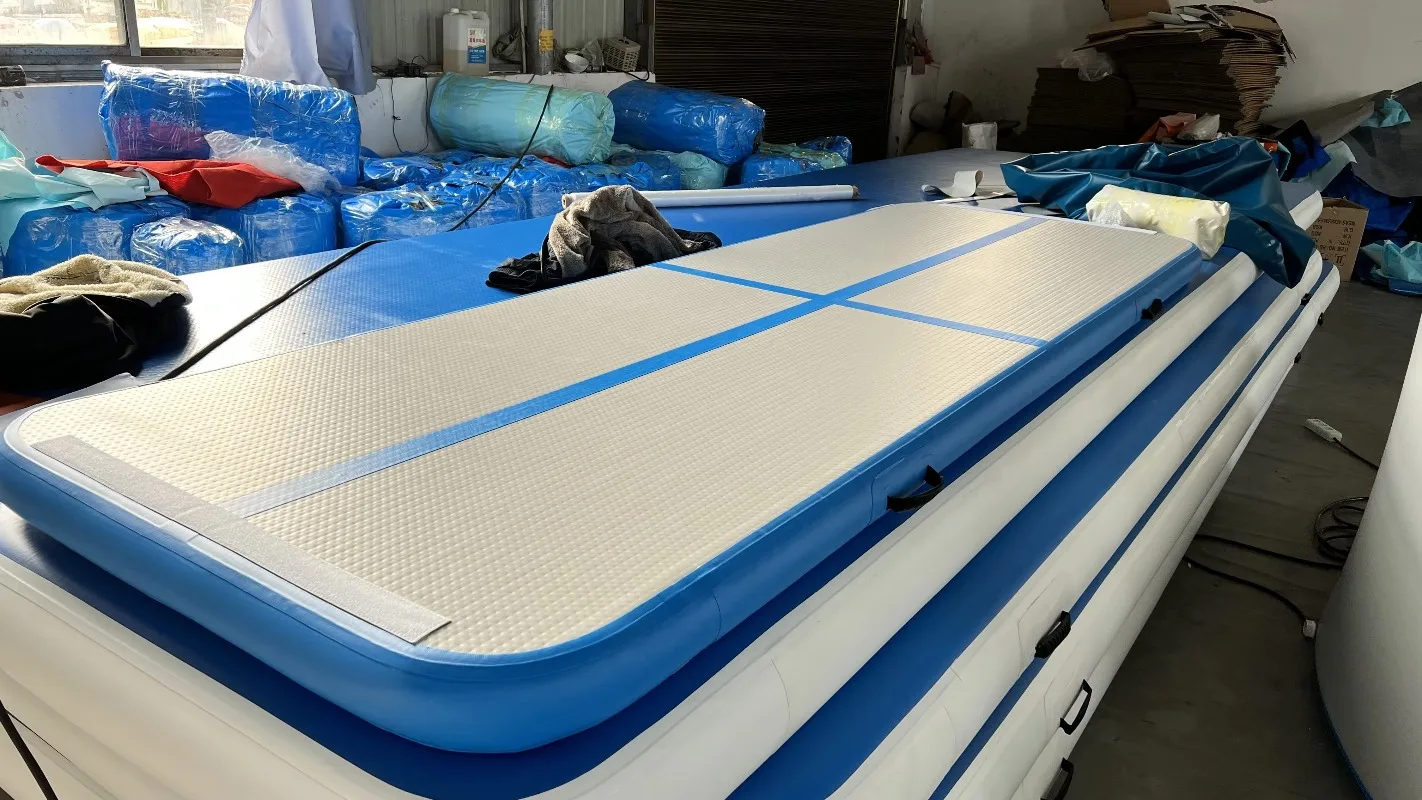 Custom Size Inflatable Tumbling Air Track Gymnastics Crash Mats