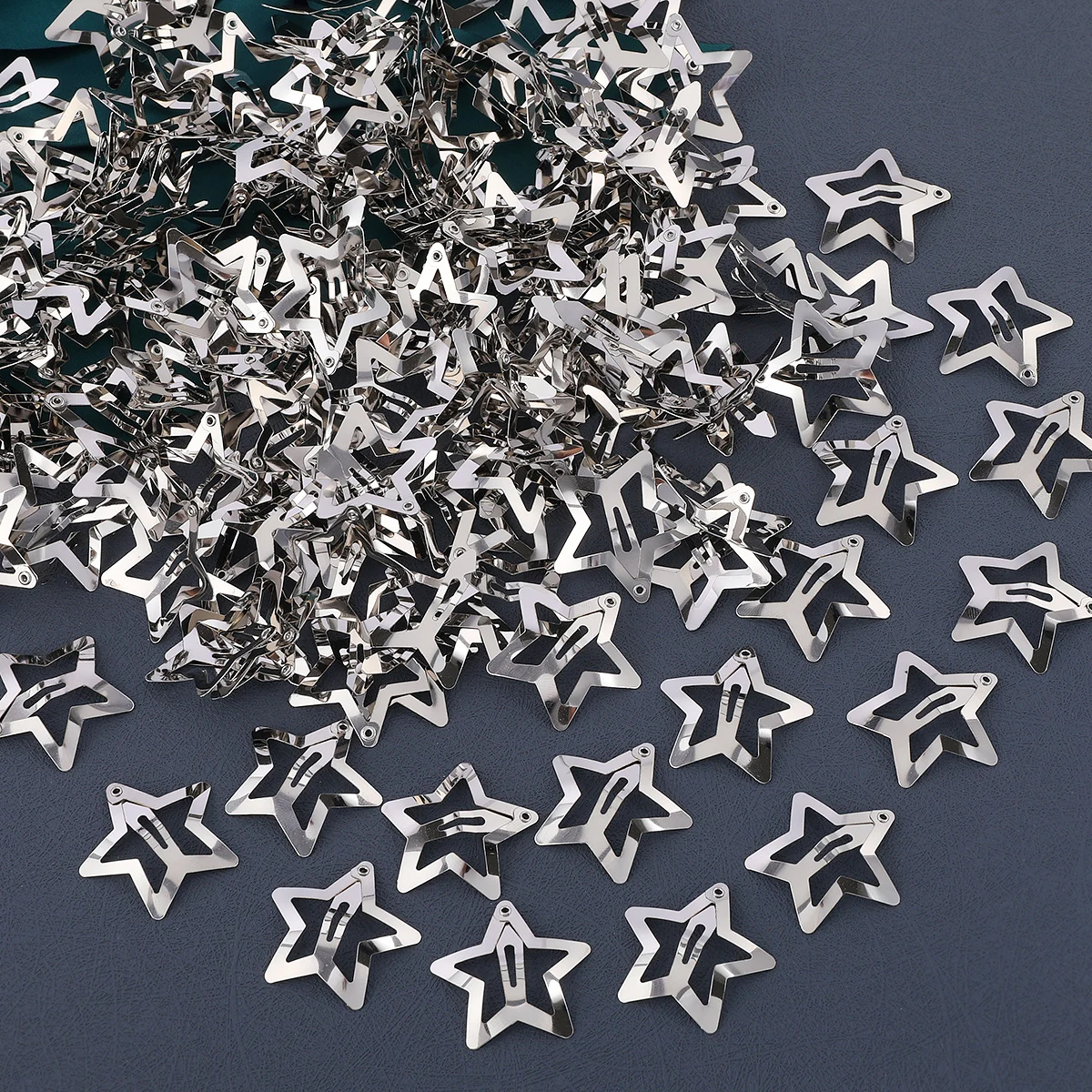 50PCS Y2K Silver Star Hair Clips for Girls Filigree Star Metal Snap Clip Women Simple BB Hairpins Barrettes Hair Accessories