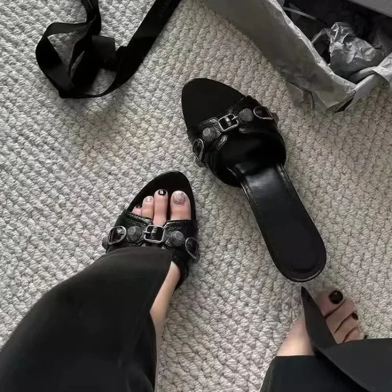 

New High-heeled Slippers for Women 2026 One-word Stylish Commuter Studded Slippers for Women with Black Heels Sandales，35-40