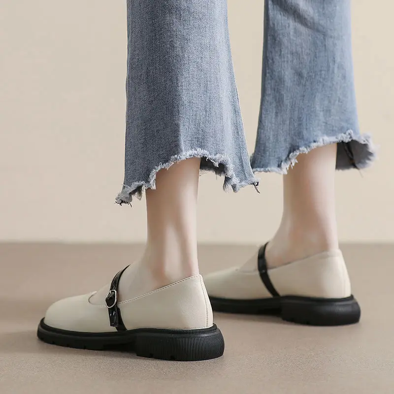 Woman Flats Moccasins Round Toe Normal Leather Casual Shoes for Women Loafers Non Slip on Sale Wholesale Shoe 2024 Summer Spring