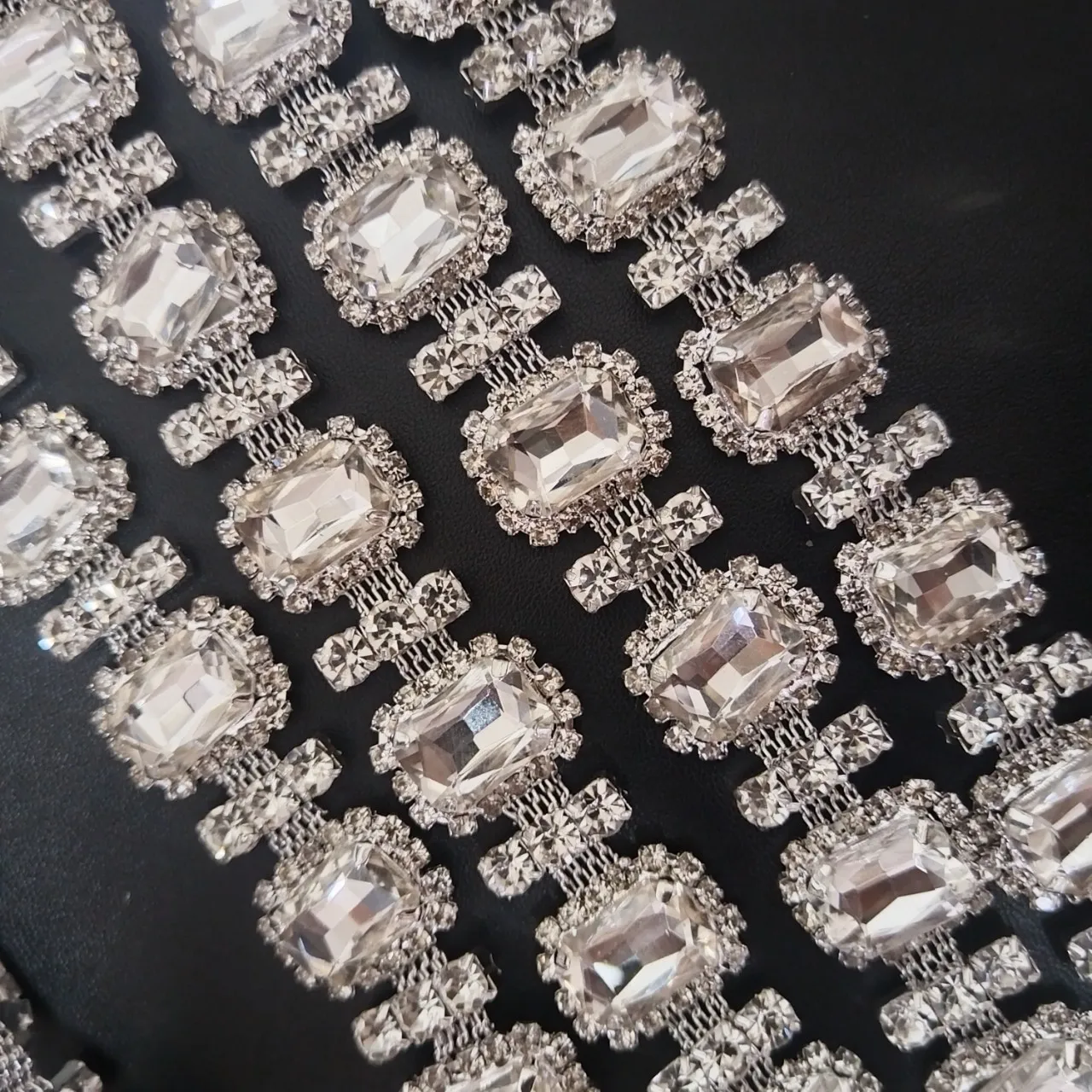 CUIER 2025 New1Yard cristal strass garniture bricolage fer-sur réparation ruban scintillant pour robes chaussures sacs