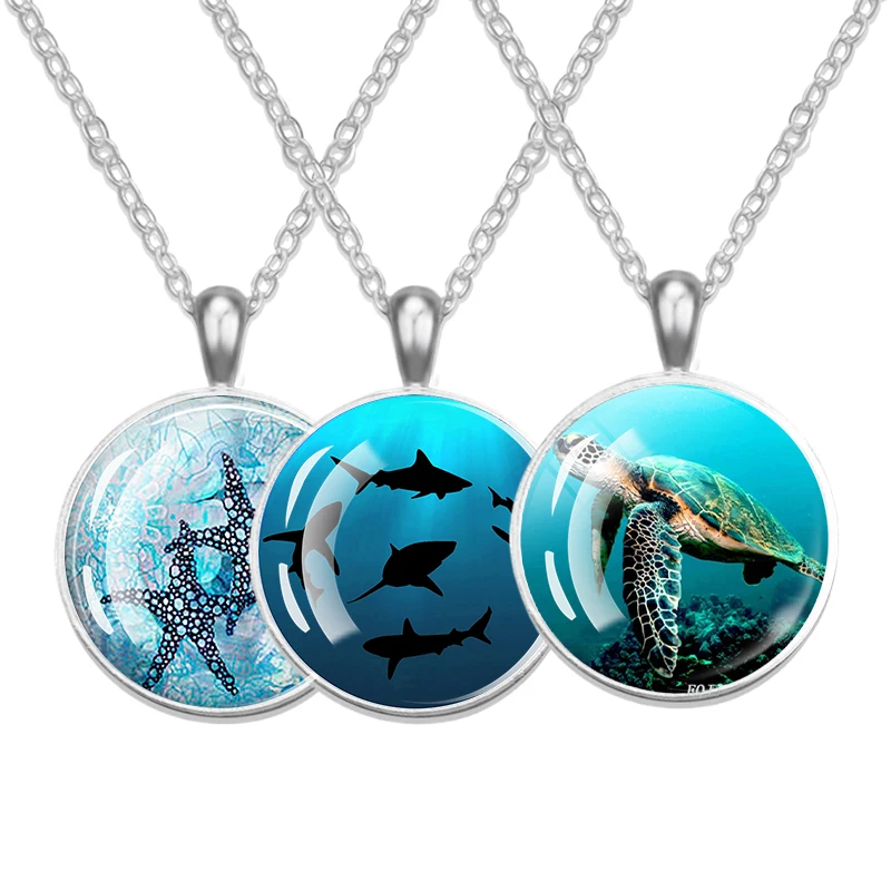 Marine Animal Necklace Sea Turtle Starfish Dolphin Seahorse Conch Shark Long Chain Glass Dome Pendant Summer Beach Fashion