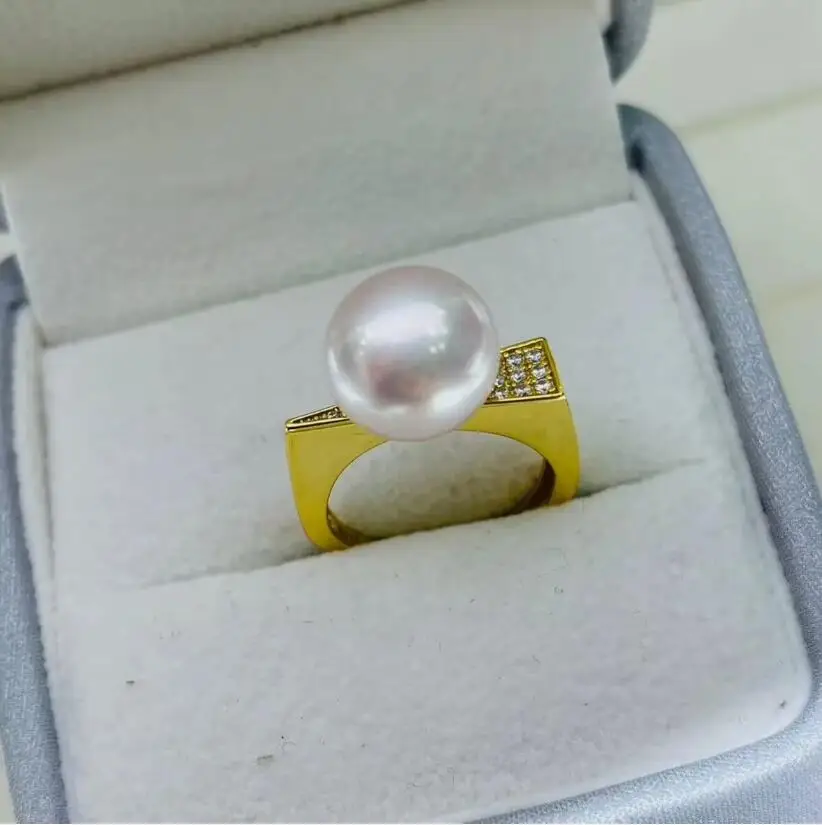 

Элегантное кольцо с круглым белым жемчугом Южного моря 10-11 мм 925-х годов