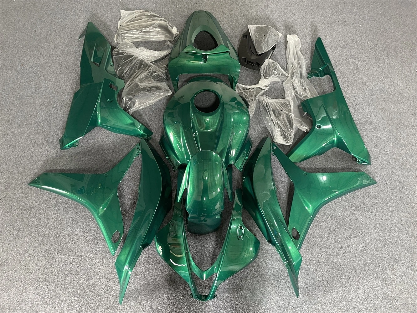 Motorcycle fairing kit suitable for CBR600RR 2007 2008 CBR600 F5 07 08 Body fairing in metallic green Motorcycle shell