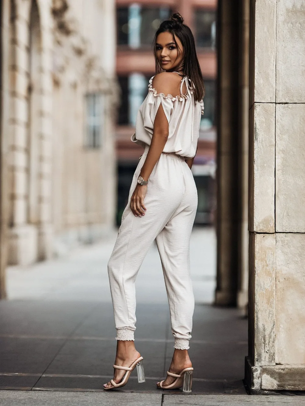 Jumpsuit Damesmode-Overalls 2023 Broek V-Hals Elastische Taille Broek Van De Schouder Jumps Past Bij Zomer Stevige Jumpsuits Traf