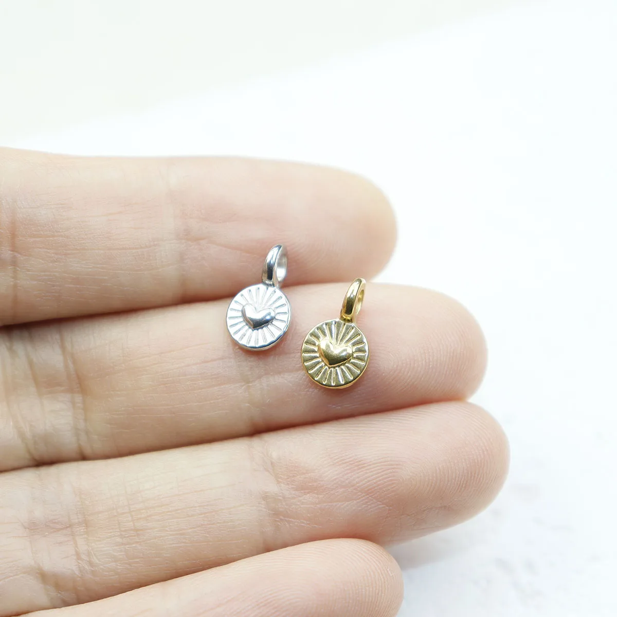 5pcs 304L Casting Stainless Steel Pretty Charms Jewelry Accessory DIY Necklace Earrings Bracelets Vacuum PVD Plated Water Proo