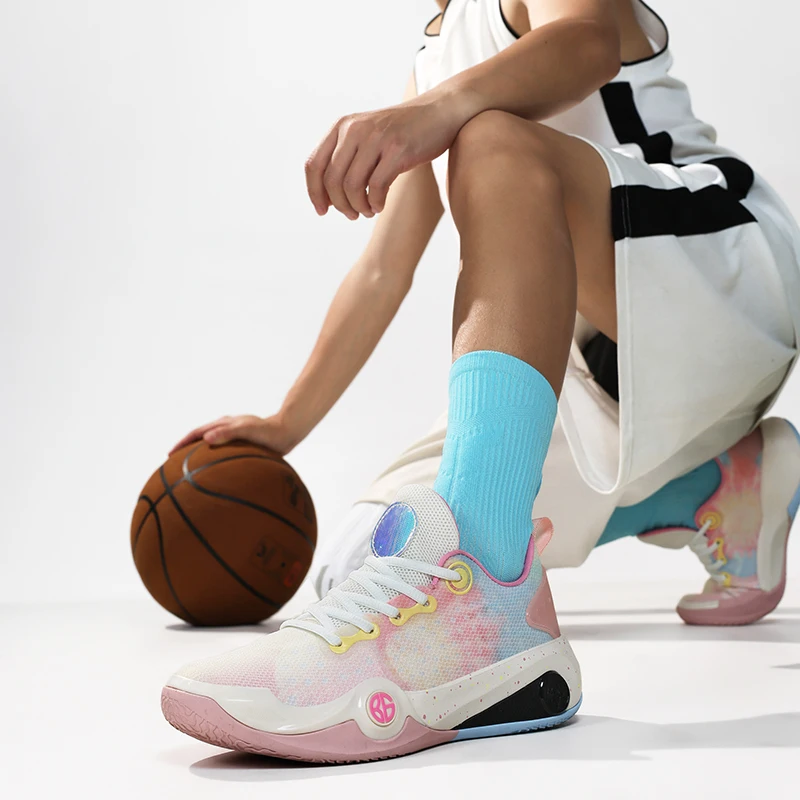 

Mesh Basketball Shoes for Students in Summer Ultra-Light V2 Friction Sound Basketball Shoes Soft Sole Youth Sports Mesh Sneakers