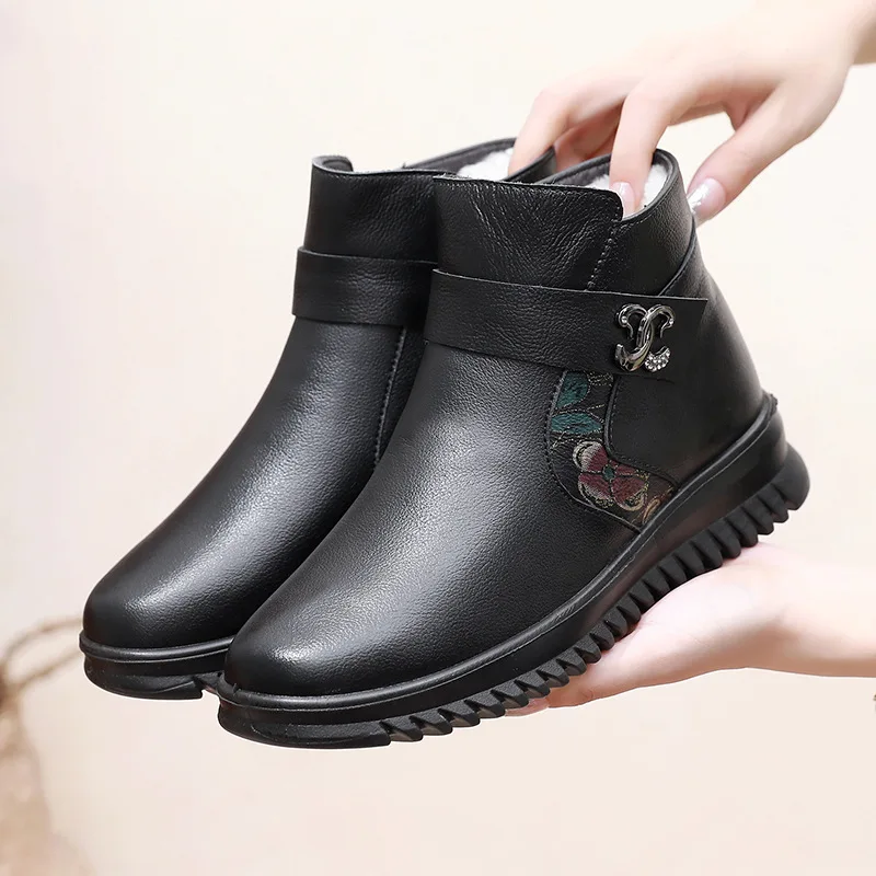 GKTINOO Fashion Winter Women Genuine Leather Ankle Boots Female Thick Wool Warm Snow Boots Mother Waterproof Non-slip Booties